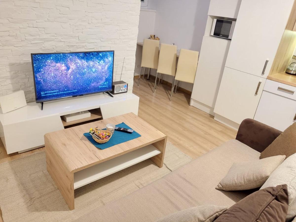 Velky 3 * Pozsony