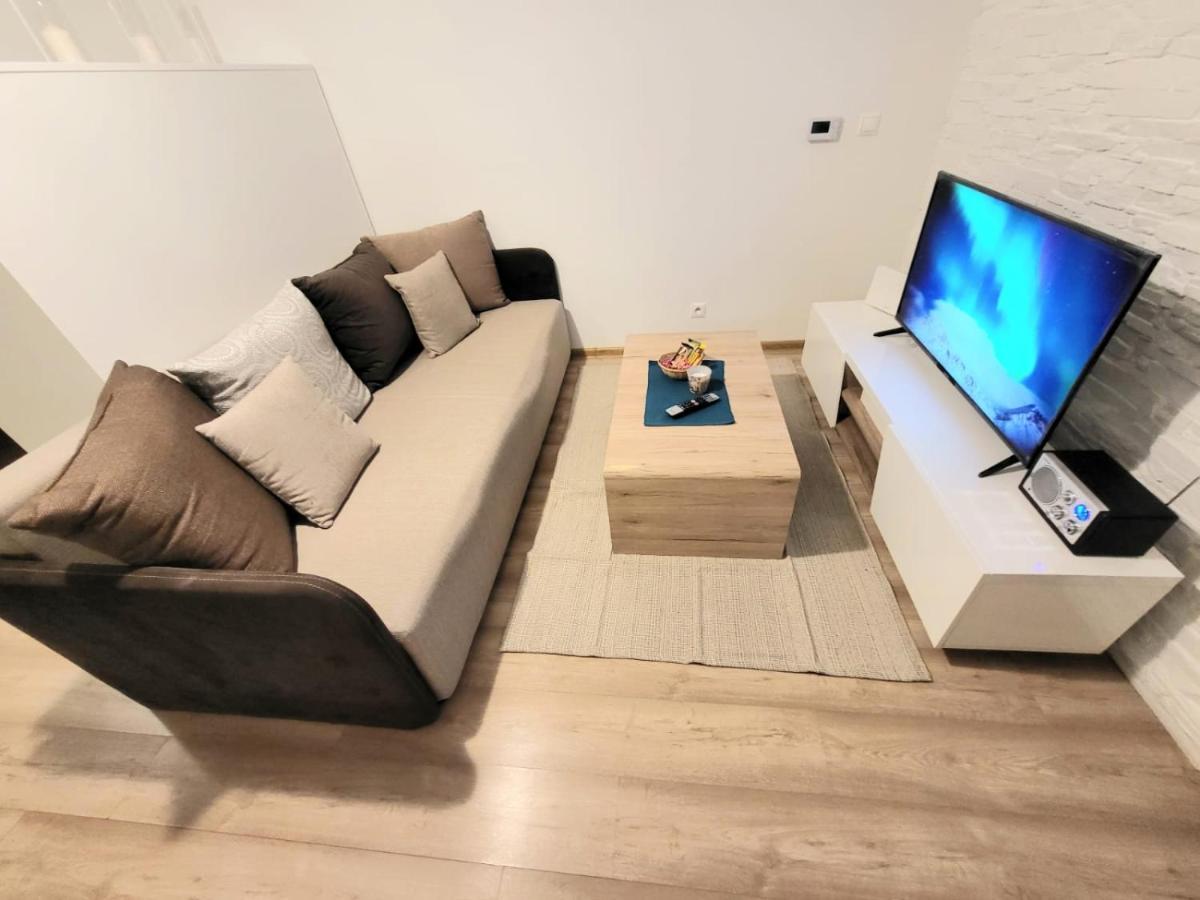 Velky 3 Apartman *